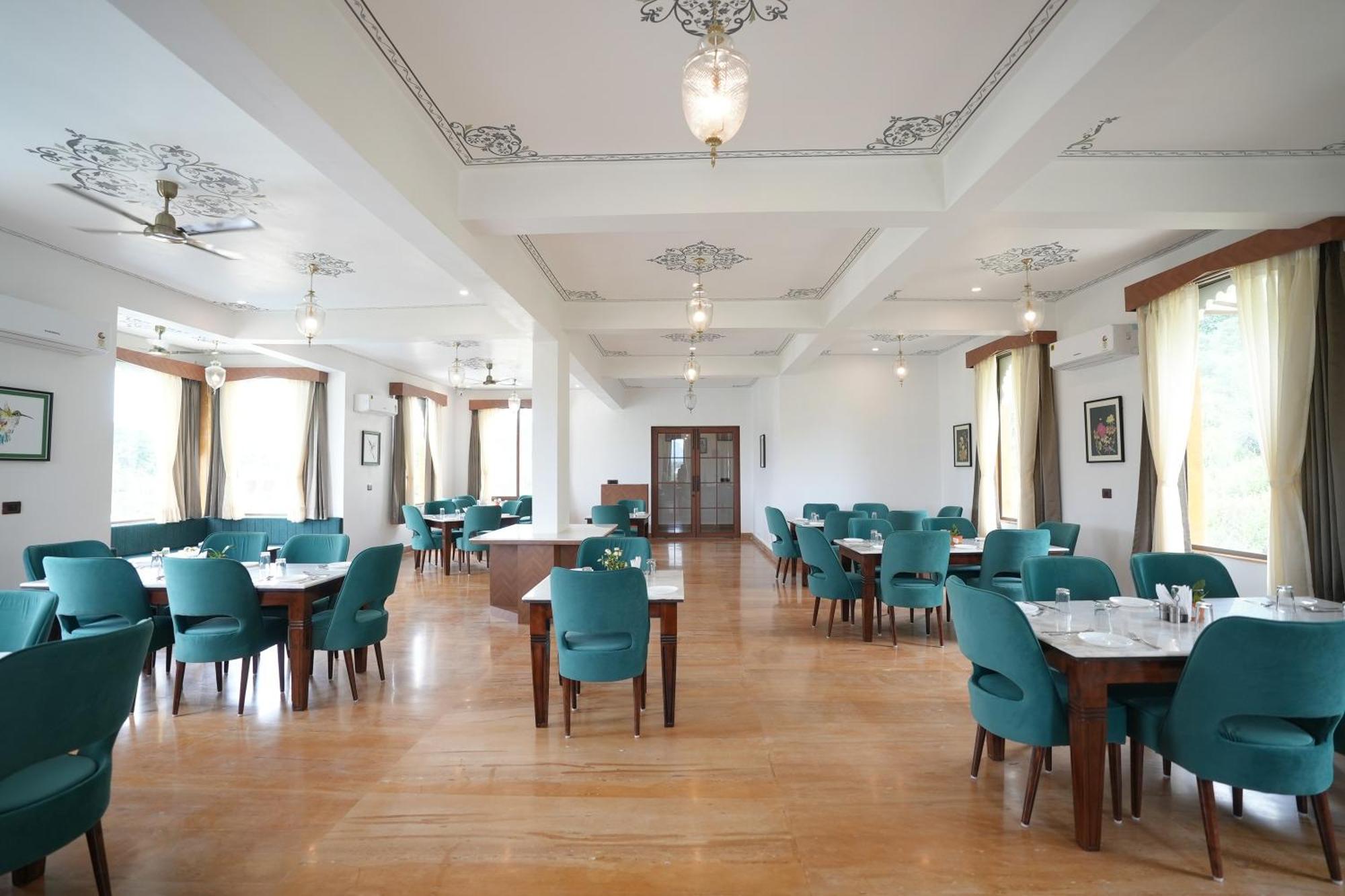 Maangarh Resorts Udaipur Exterior photo